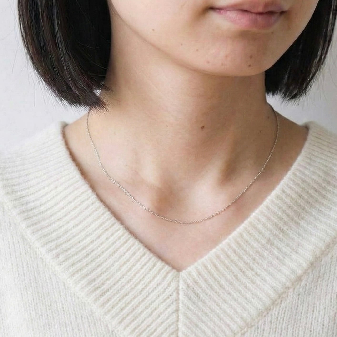 再入荷✳︎0.7mm華奢チェーンスライドネックレス | HOTARU