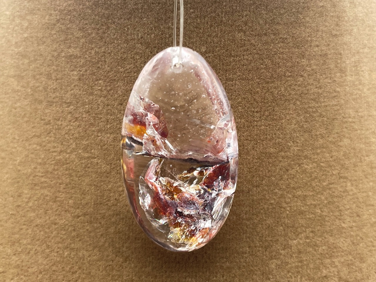 ペンダントトップ素材（珍水晶）