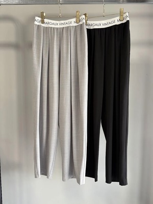 【MARGAUX VINTAGE 2026 PRE SPRING】ウエストロゴタックパンツ