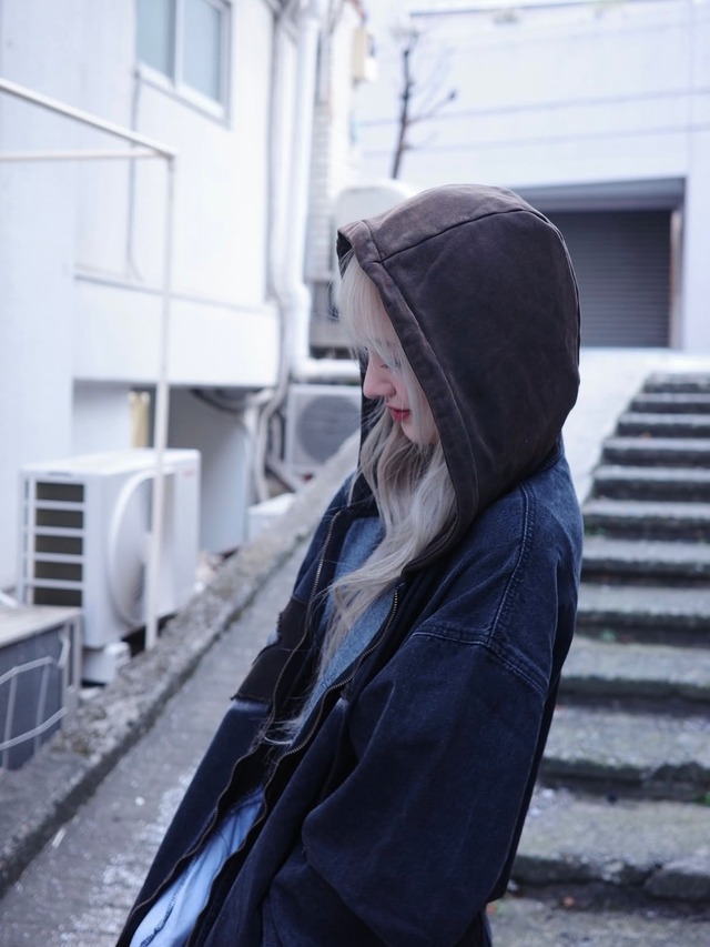 【IVE リズ着用】Vintage washing star denim hooded zip-up.1884