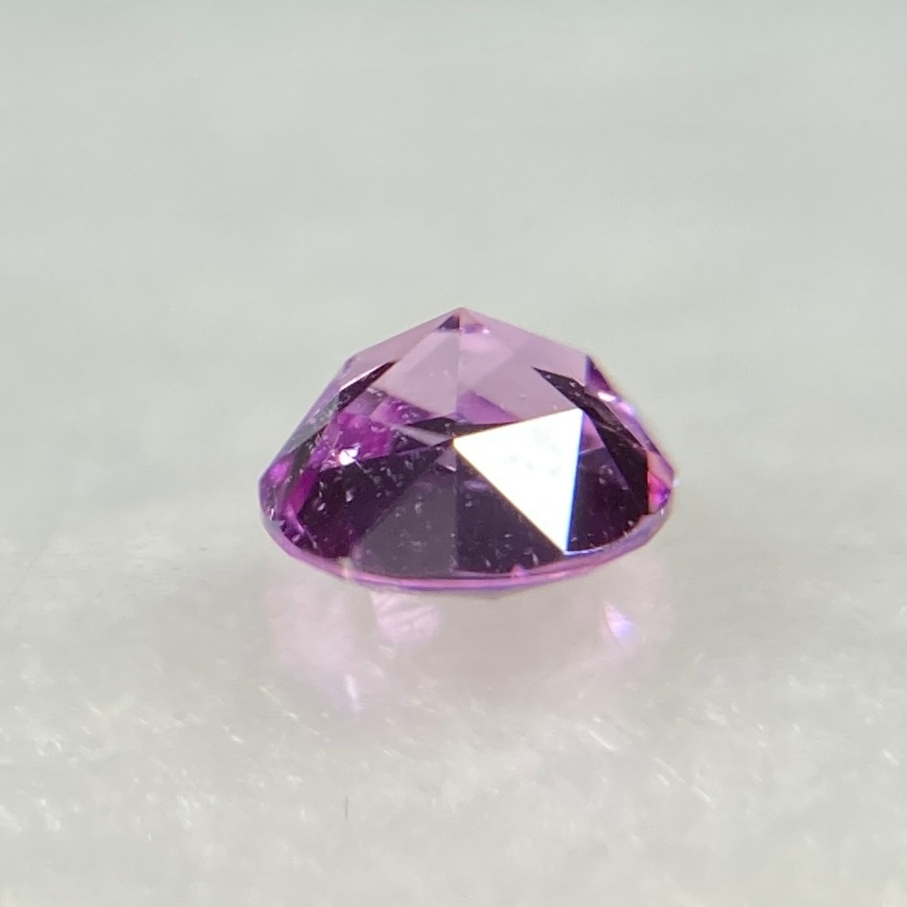 ローズカットサファイア  約3.4mm*2.1mm r-0630