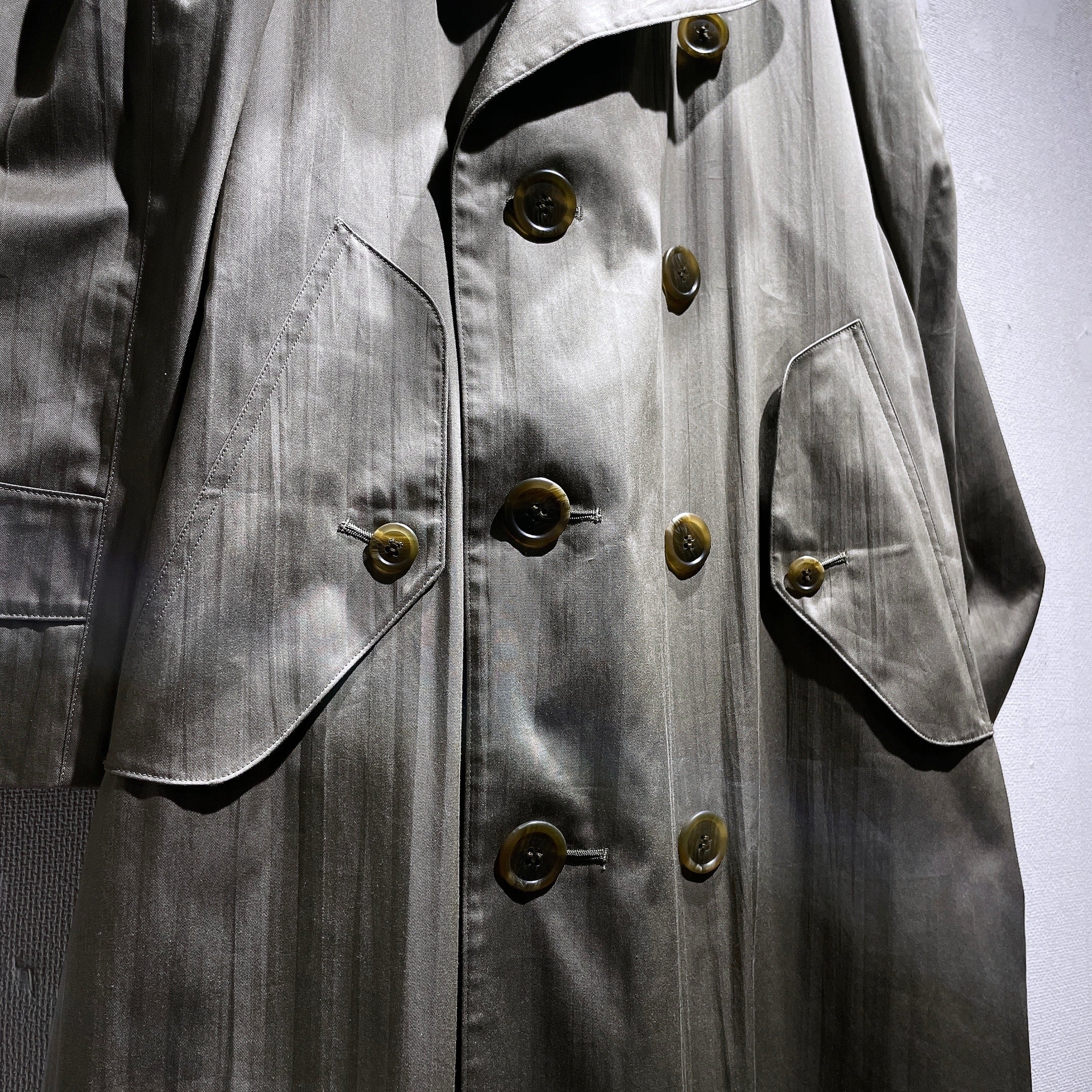 1970- 80s ” Old Burberrys ” Beautiful silhouette Special vintage trench coat
