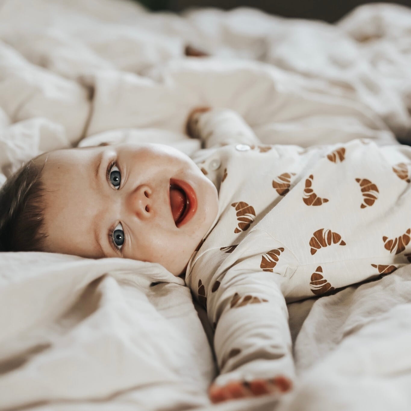 MONSIEUR MINI】Onesie Croissant organic / romper | RIRIBELL