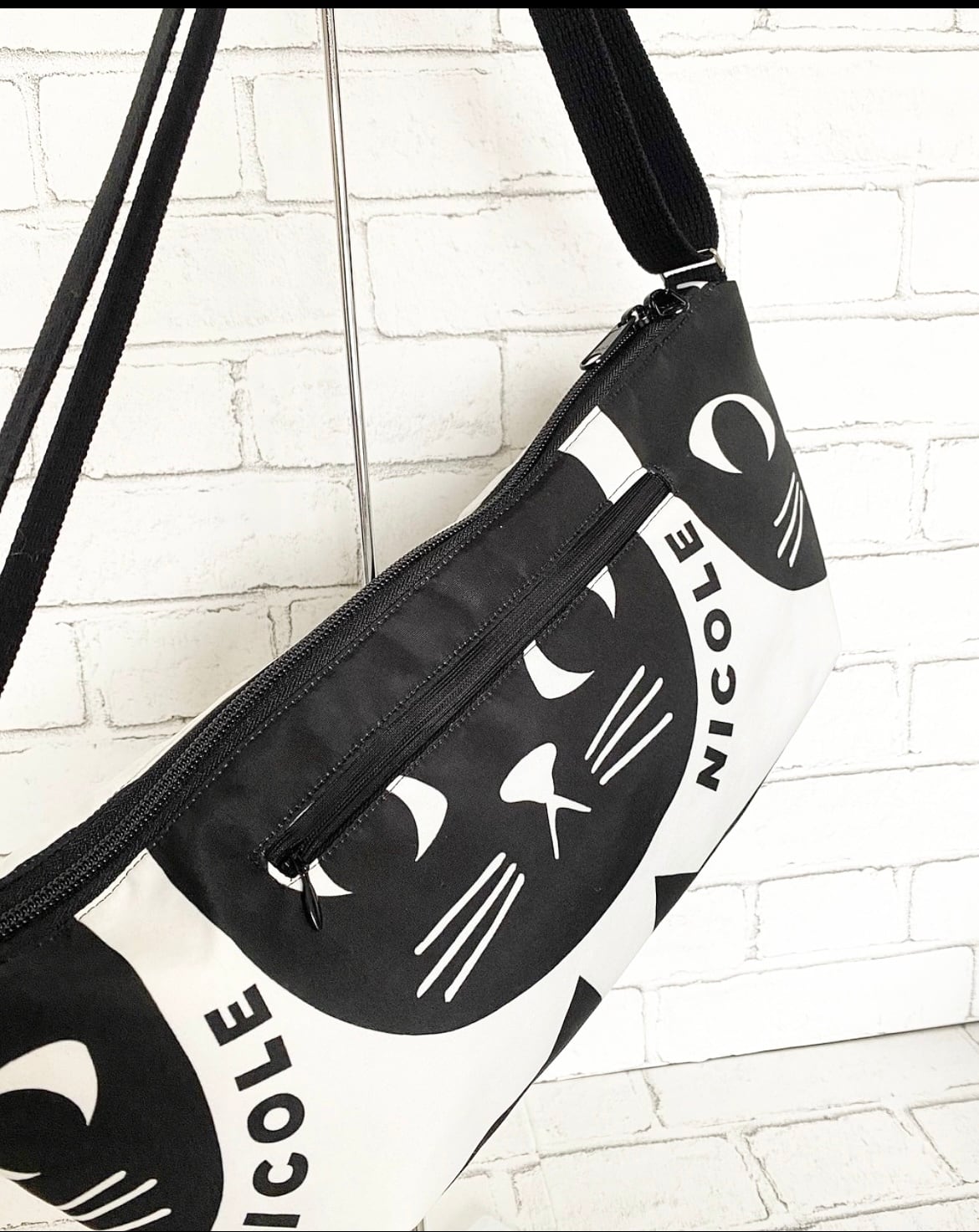 ツムツム 黒猫 まねきねこ 前掛け ボディバッグ ツムツム様専用 黒猫 まねきねこ 前掛け ボディバッグ