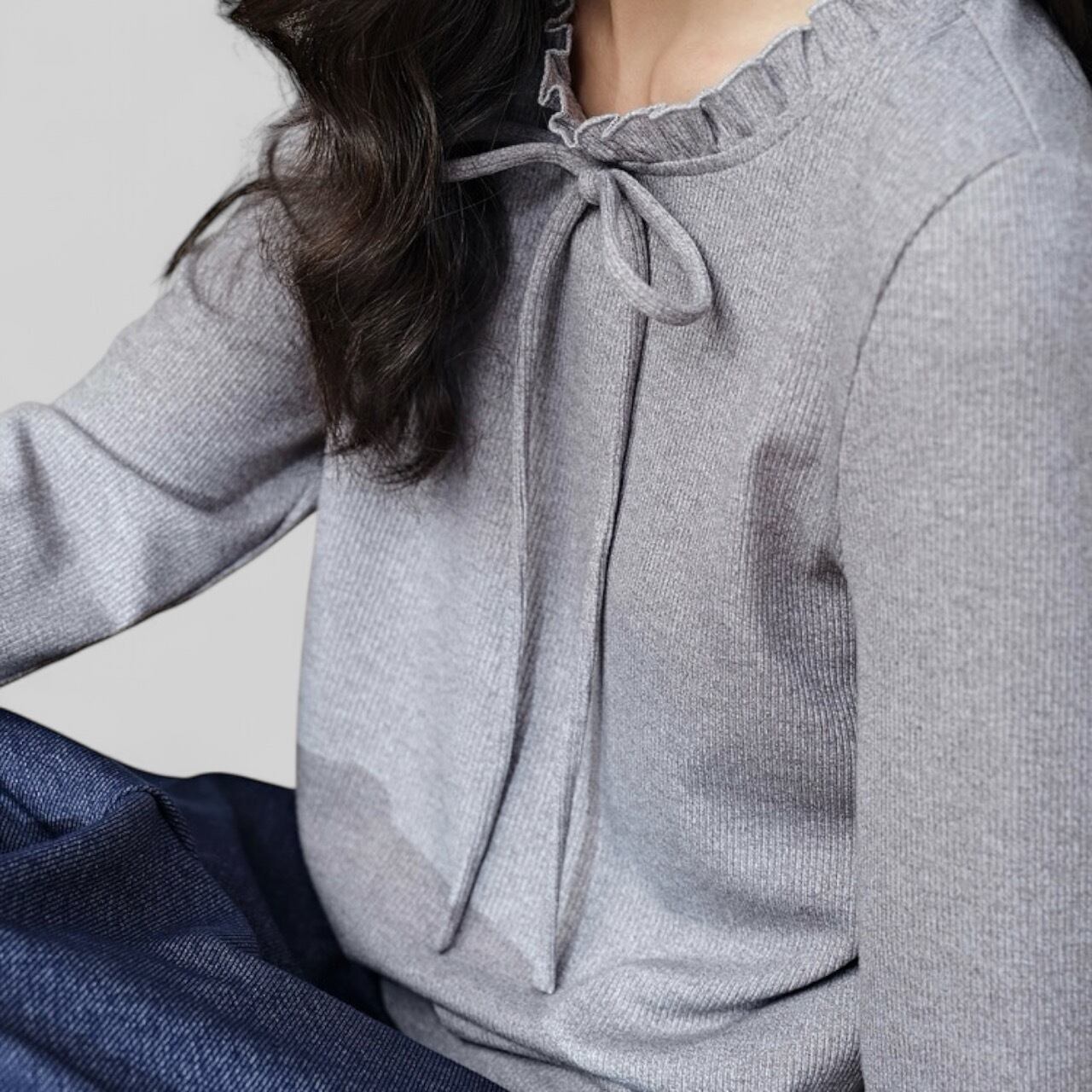 Frilled collar top (襟フリルトップス)