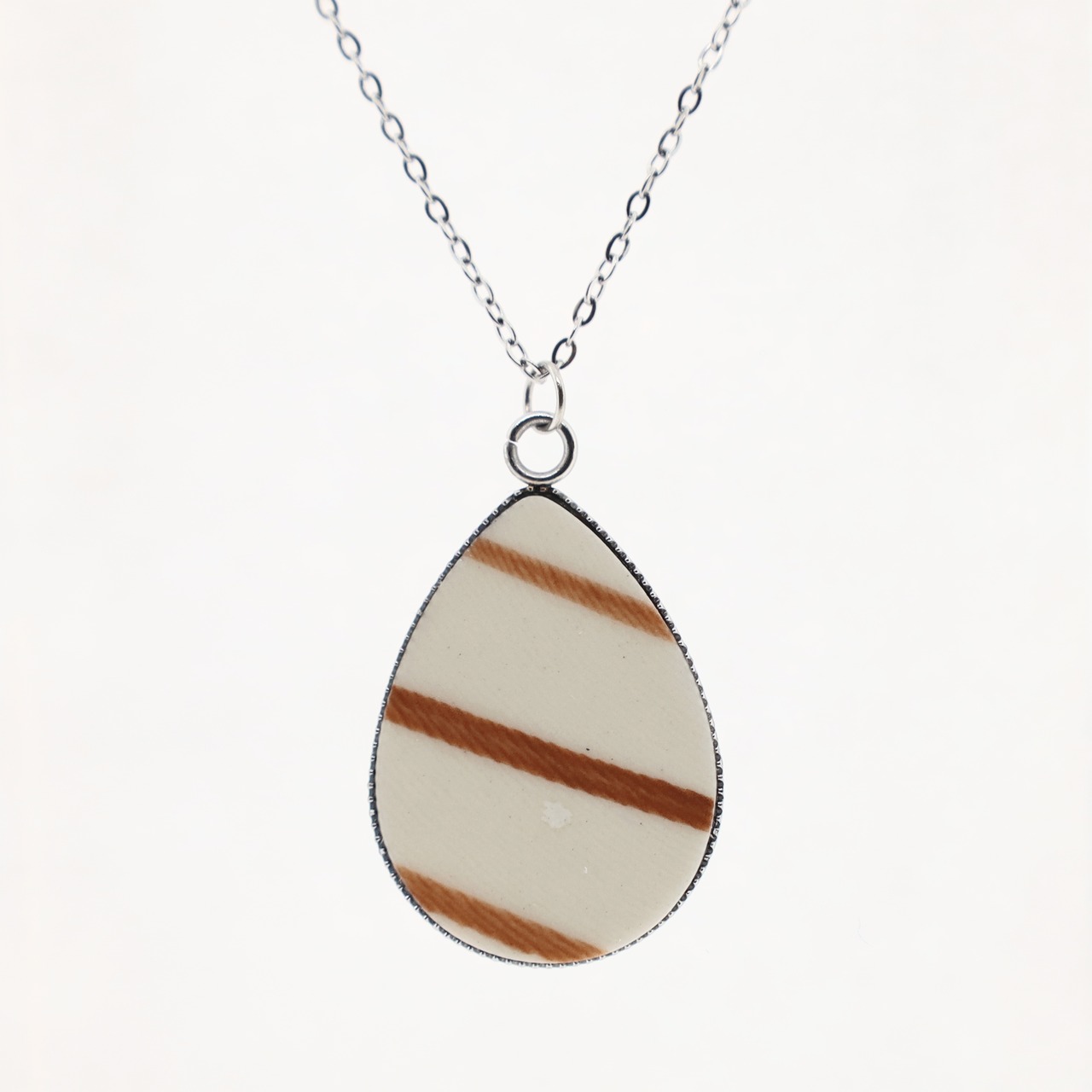 Framed Necklase32