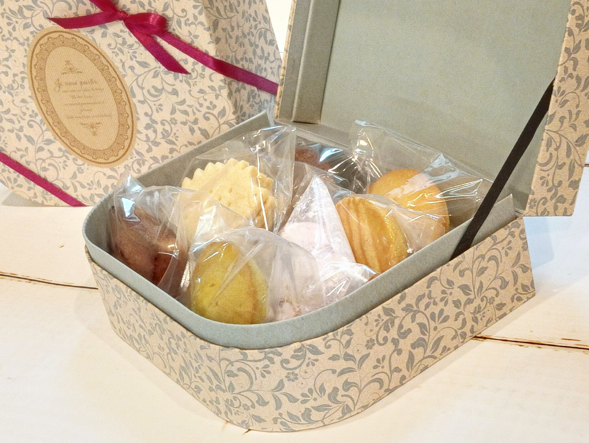 アルブル菓子店