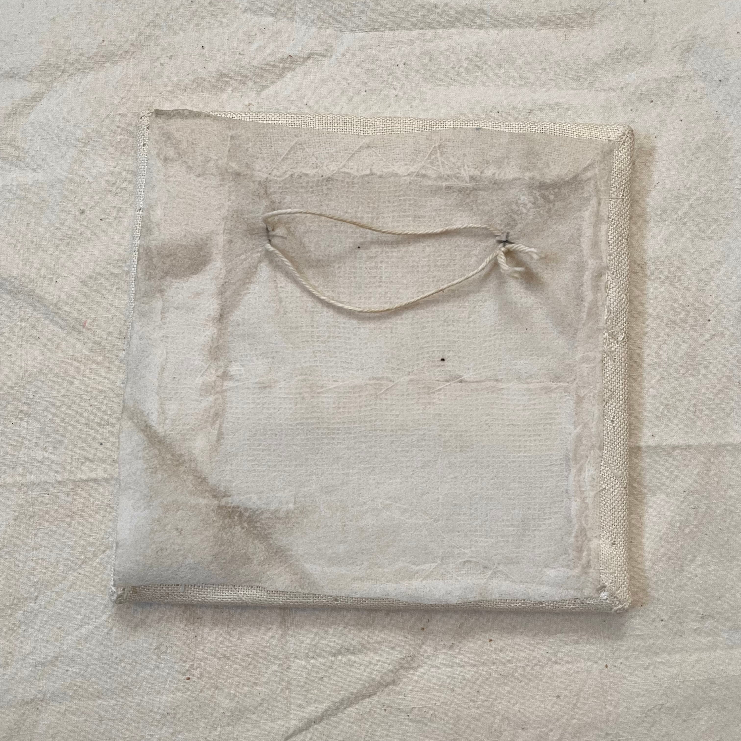 刺繍の壁掛けパネル4 | tsuitachi craft&brocante