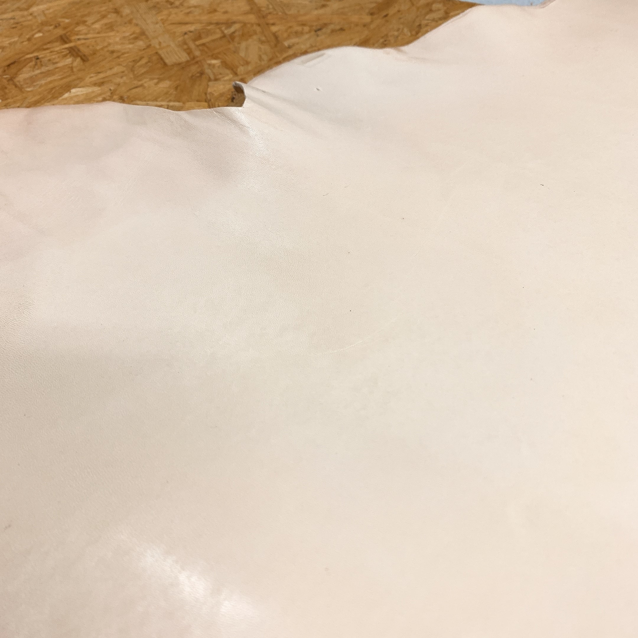 カット販売】[Coffy / コフィ] 牛ヌメ革【ナチュラル】 1.0〜1.2mm厚