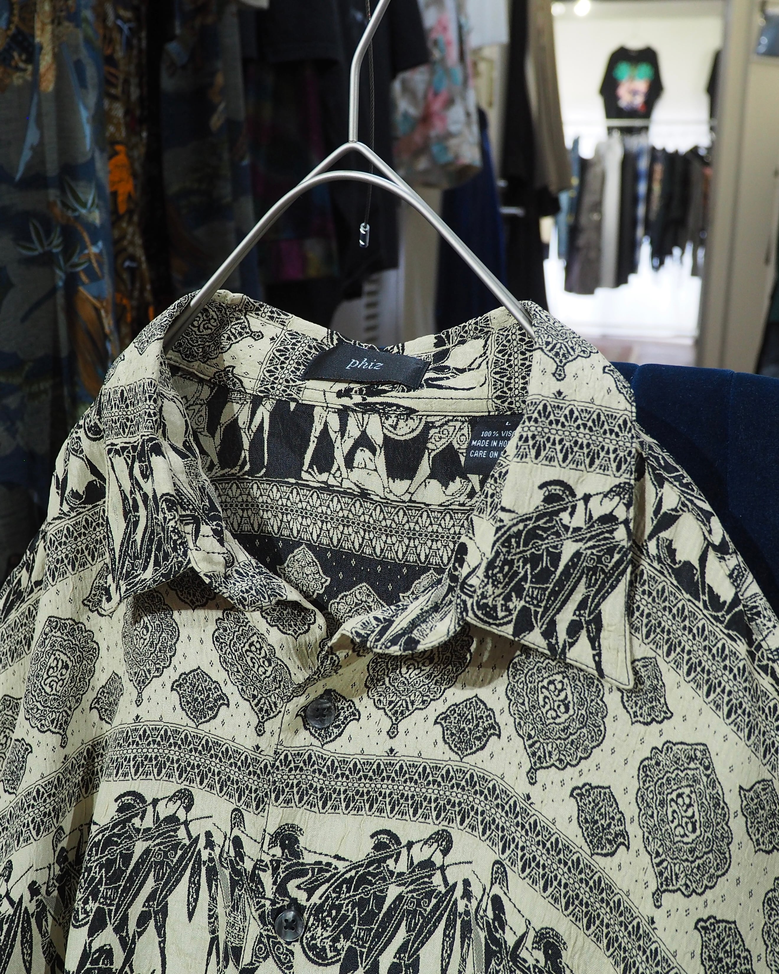 1990s " GOOUCH- Phiz " Soldier × Geometric pattern Embossed vintage Drape loose shirt