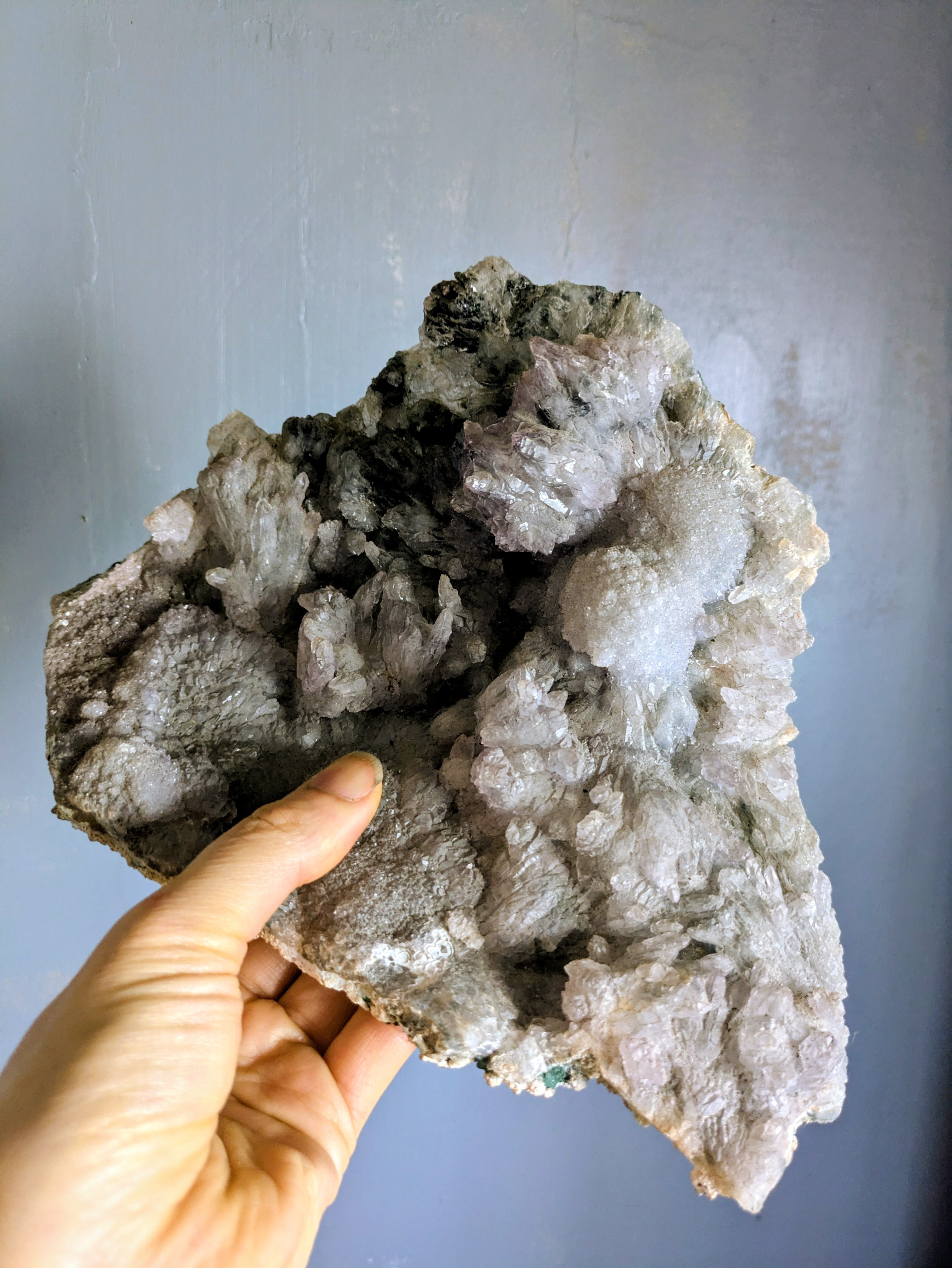 エネルギーの増幅と浄化（カルサイト原石） | bodyartistic