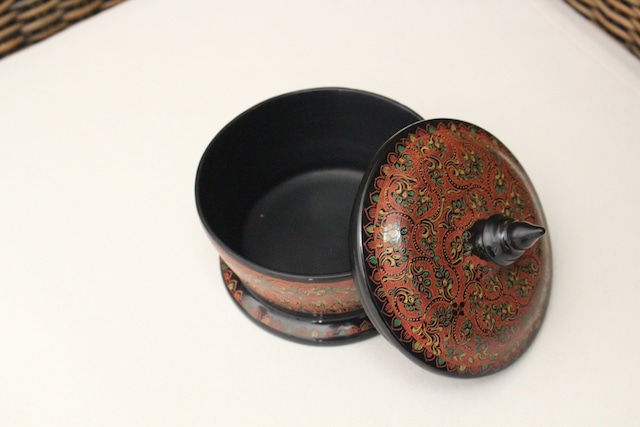 バガンの漆器　香合つまみ付き　3色