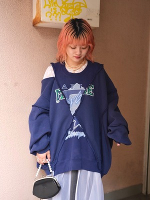 77circa (77サーカ) “circa make cross cutback wide print sweat top”