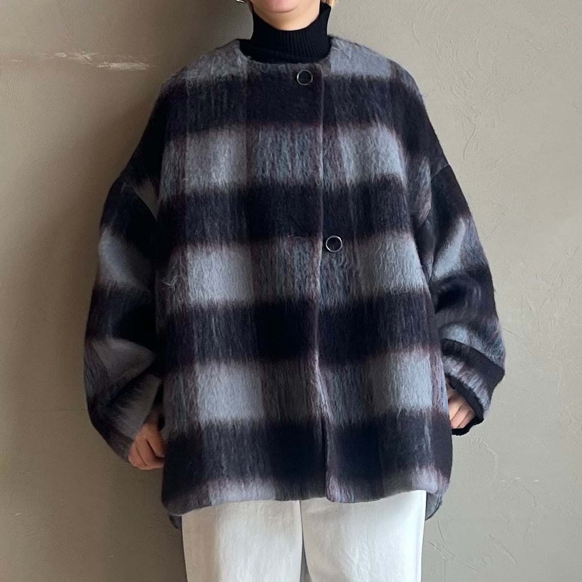 【 CLOCHE 】ノーカラーシャギーチェックコート