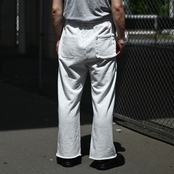 BOWWOW（バウワウ）26AW最新作、Cigarette Pocket（シガレットポケット）シャツと名作スウェットパンツコーディネート