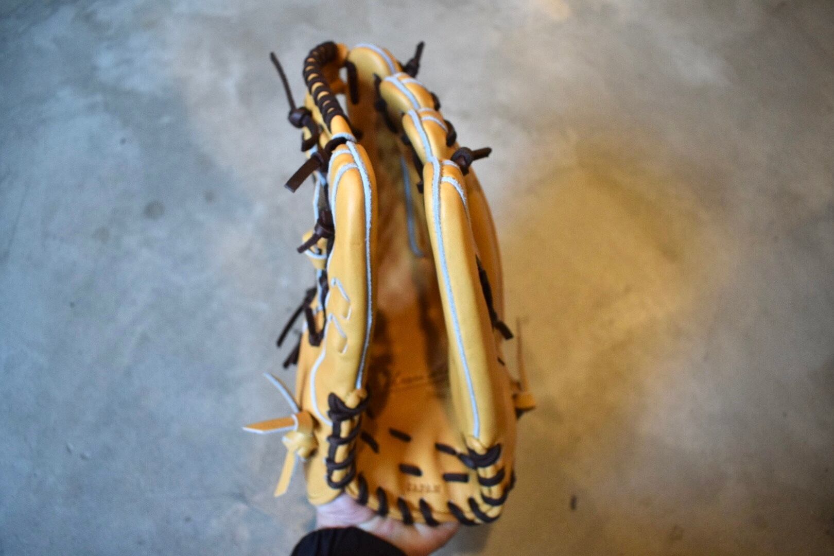 プレミアムキップレザー限定モデル【Wilson】硬式用グローブ D8型