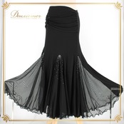 社交ダンス 衣装 スタンダード スカート レッスンウェア レディース 黒 ICHIOKU イチオク ブラック系 レース 練習着 上品 気品 透け感 光沢感 伸縮性 ポリエステル ポリウレタン ラインストーン デザイン 脚長効果 大人 風合い エレガント シンプル おしゃれ パーティー ジャズダンス 体型カバー ショート丈 おすすめ トレーニング