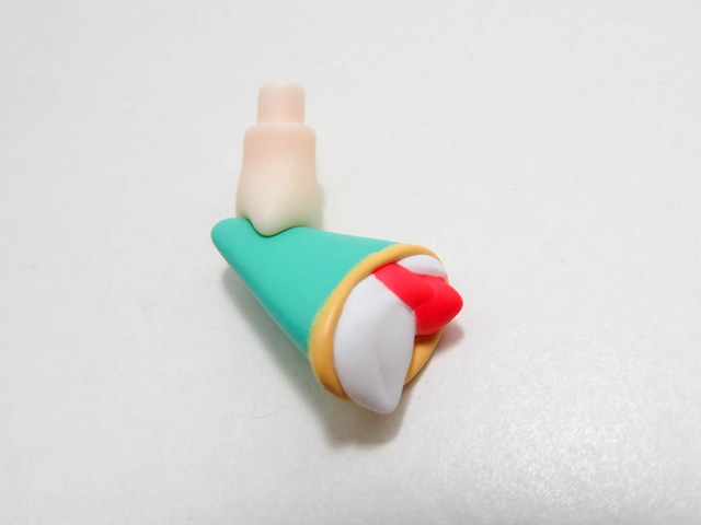 再入荷（A－ランク）【2182】 花奏すず 小物パーツ クレープ　ねんどろいど