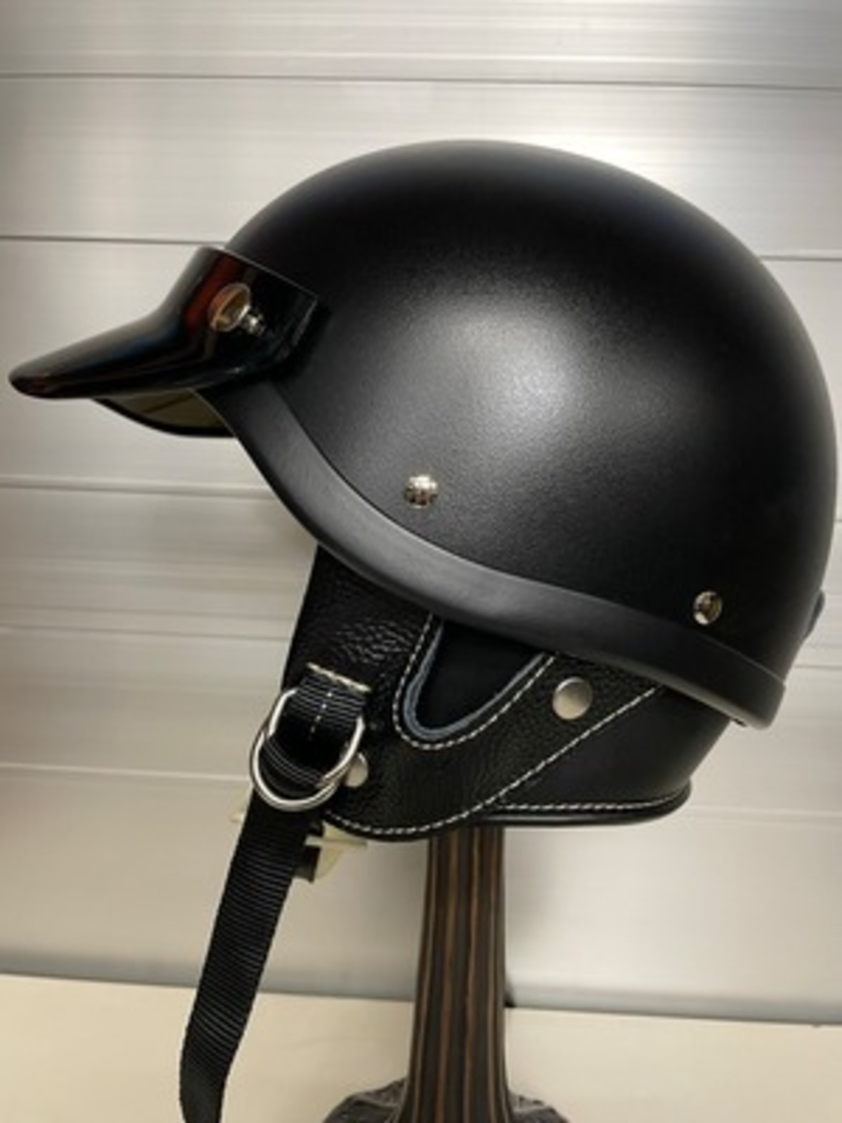 オーシャンビートル ショーティー4 別注 マットブラック チンカップ白 