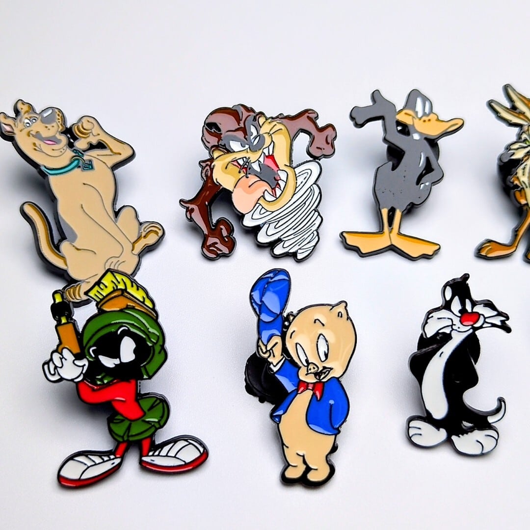 送料無料！ ☆ピンズ PINS☆ピンバッジ 【 Looney Tunes（ ルーニー