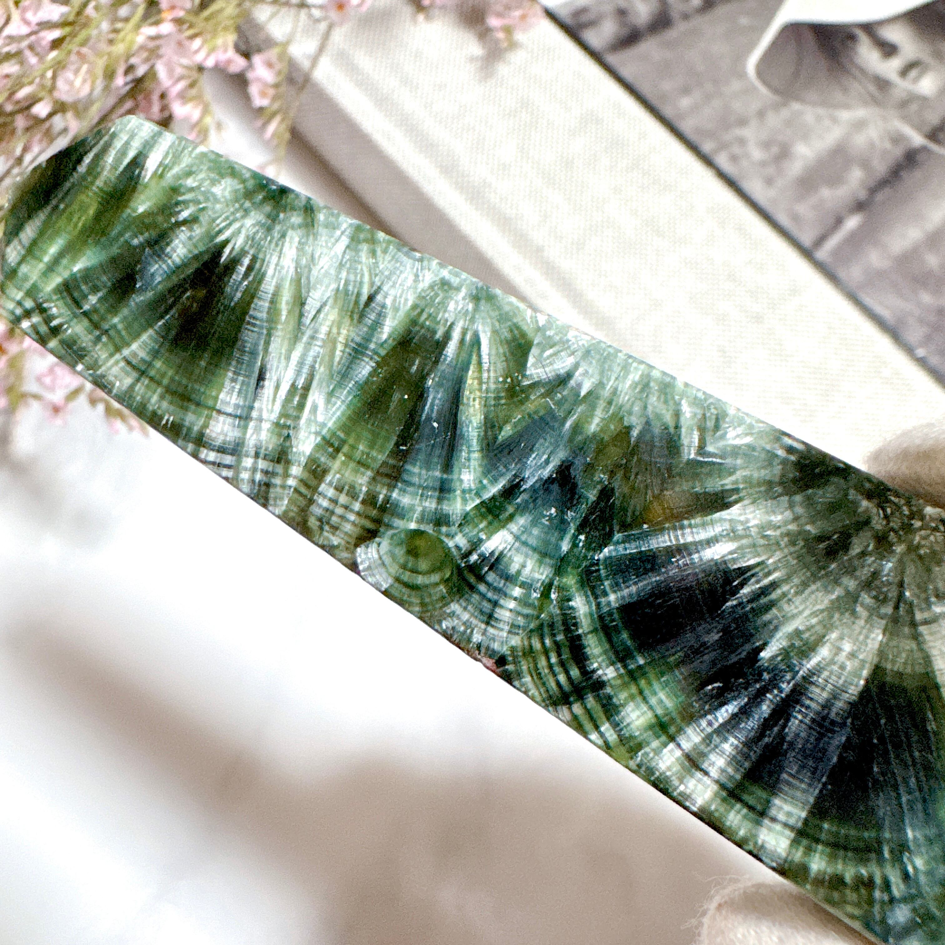 高品質 天使の羽 セラフィナイト タワー ポイント 天然石 | Rinolis