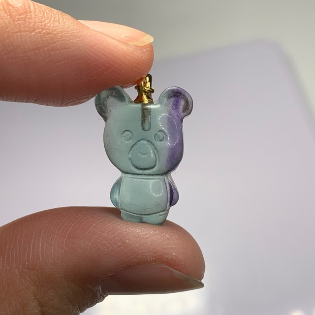 4.くまちゃんフローライトチャーム