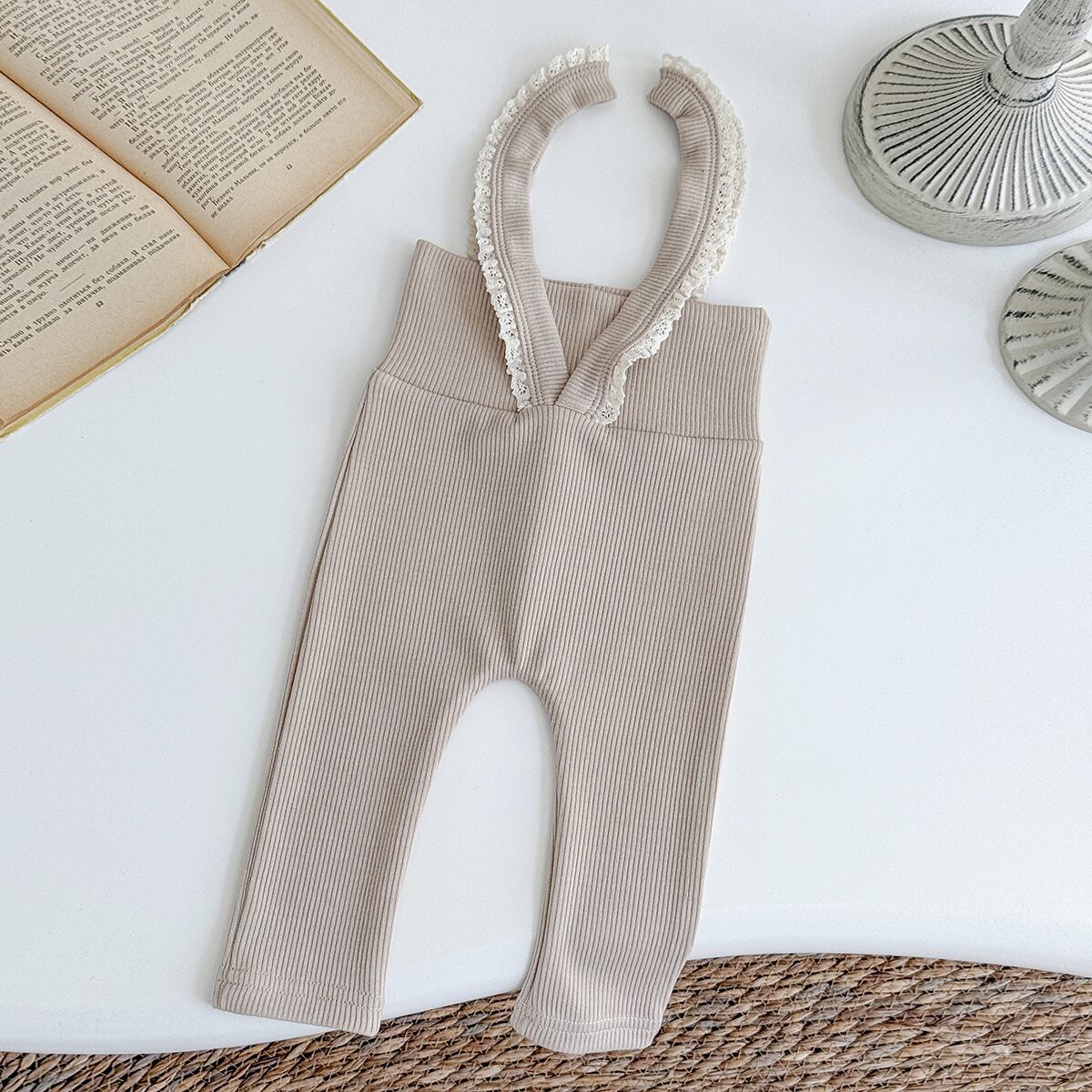 フリルサスペンダー付きレギンス