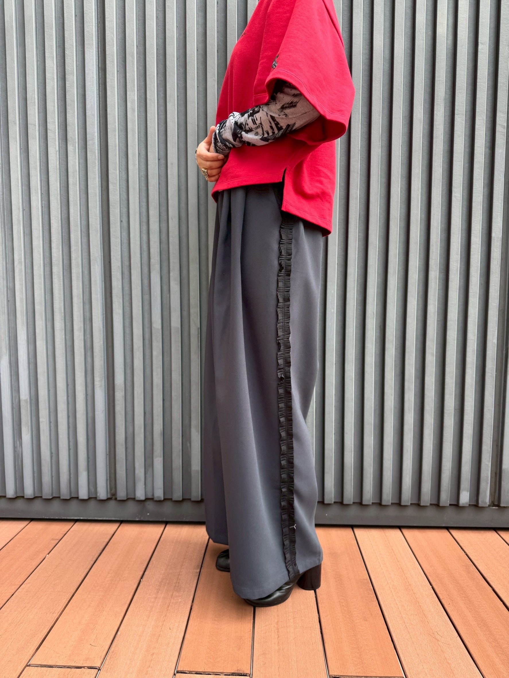 サイドプリーツワイドパンツ 214R514 | TRANOI.offical STORE