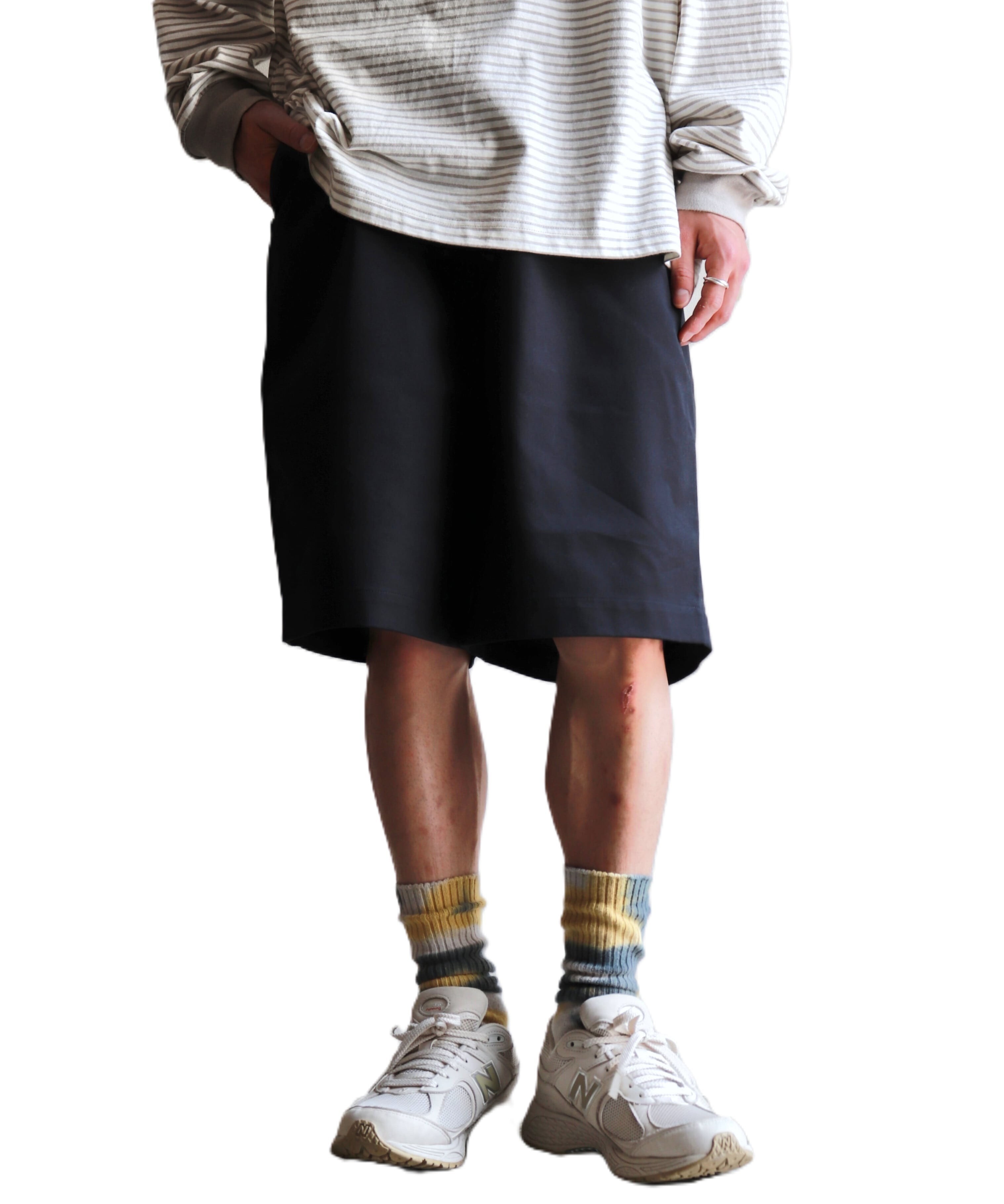 UNIVERSAL PRODUCTS. / 251-60511B NO TUCK CHINO SHORTS (NAVY