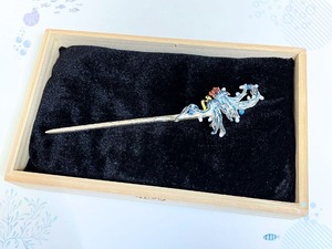 オーダーメイドのかんざし - 海の愛らしい生き物を取り入れたデザイン