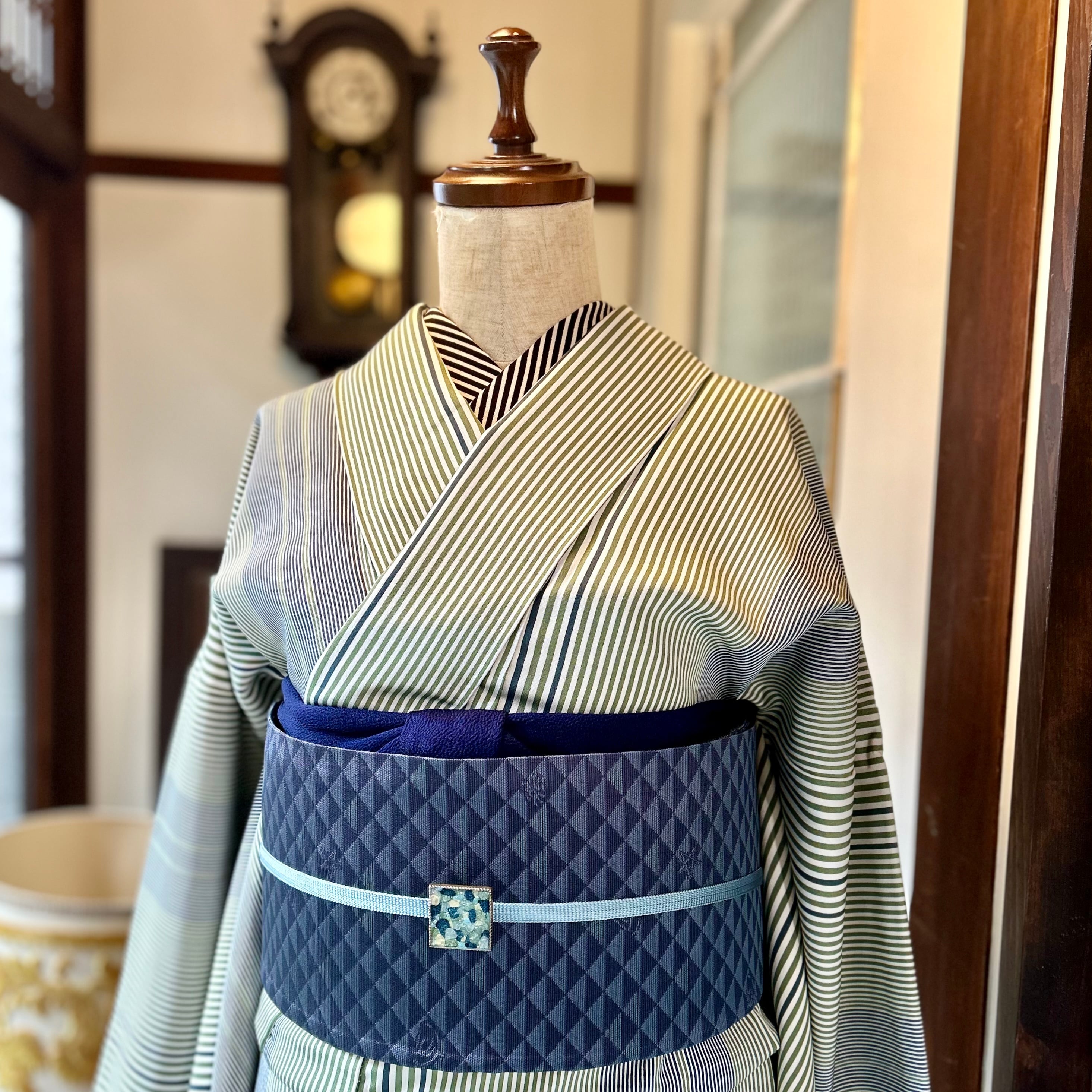 袷の着物(10月〜5月まで着られる裏地付きの着物) | kimono tento