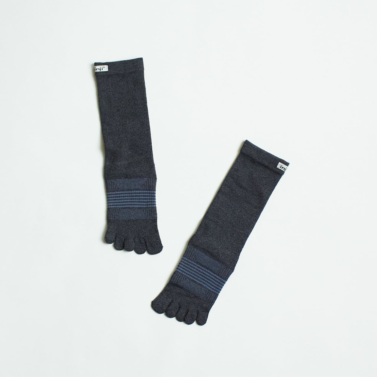 injinji(インジンジ)W's トレイル ミッドウェイトクルー  -グラナイト(GNT) レディース ミドル丈5本指ソックス