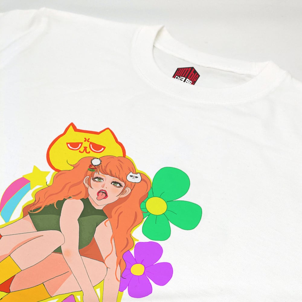 平成ギャルPOP】カラフル ギャル×ねこ部長Tシャツ | Jumble Base