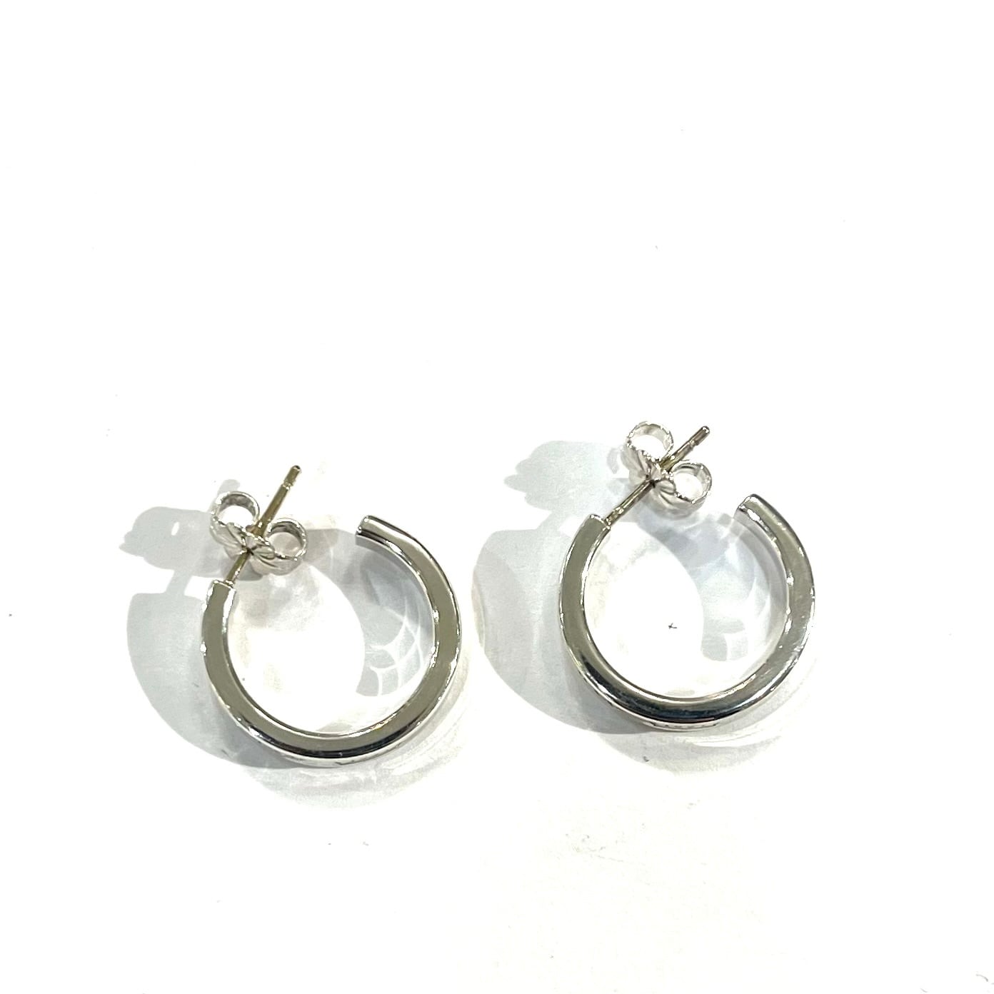 希少【TIFFANY&CO.】【ピアス】2656 T&CO SV925／1997刻印／華奢