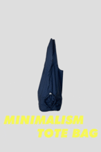 パッと1秒で展開！極限まで小型・軽量化できる究極のバッグ Minimalism Tote-Bag