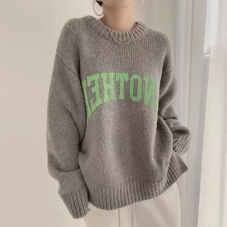 ロゴ入りビッグシルエットニット　AJ66123-9393