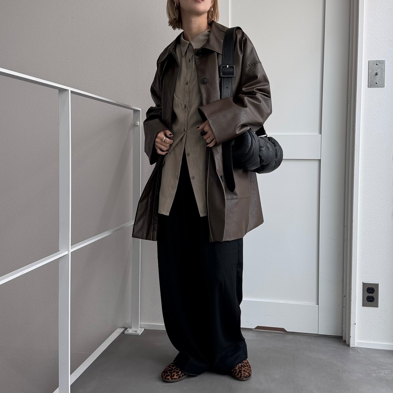 zipデザインオーバーSH/ベージュ