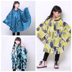 レインコート レインポンチョ キッズ 女の子 男の子 ユニセックス 子供 雨具 レインウェア かっぱ 合羽 雨合羽 カッパ 梅雨 柄 花柄 幾何学模様 ジオメトリック柄 アウトドア 野外フェス フェス キャンプ 人気 おすすめ かわいい おしゃれ 韓国 韓国子供服 プレゼント 贈り物 プレゼント 保育園 幼稚園 子ども用 S M L