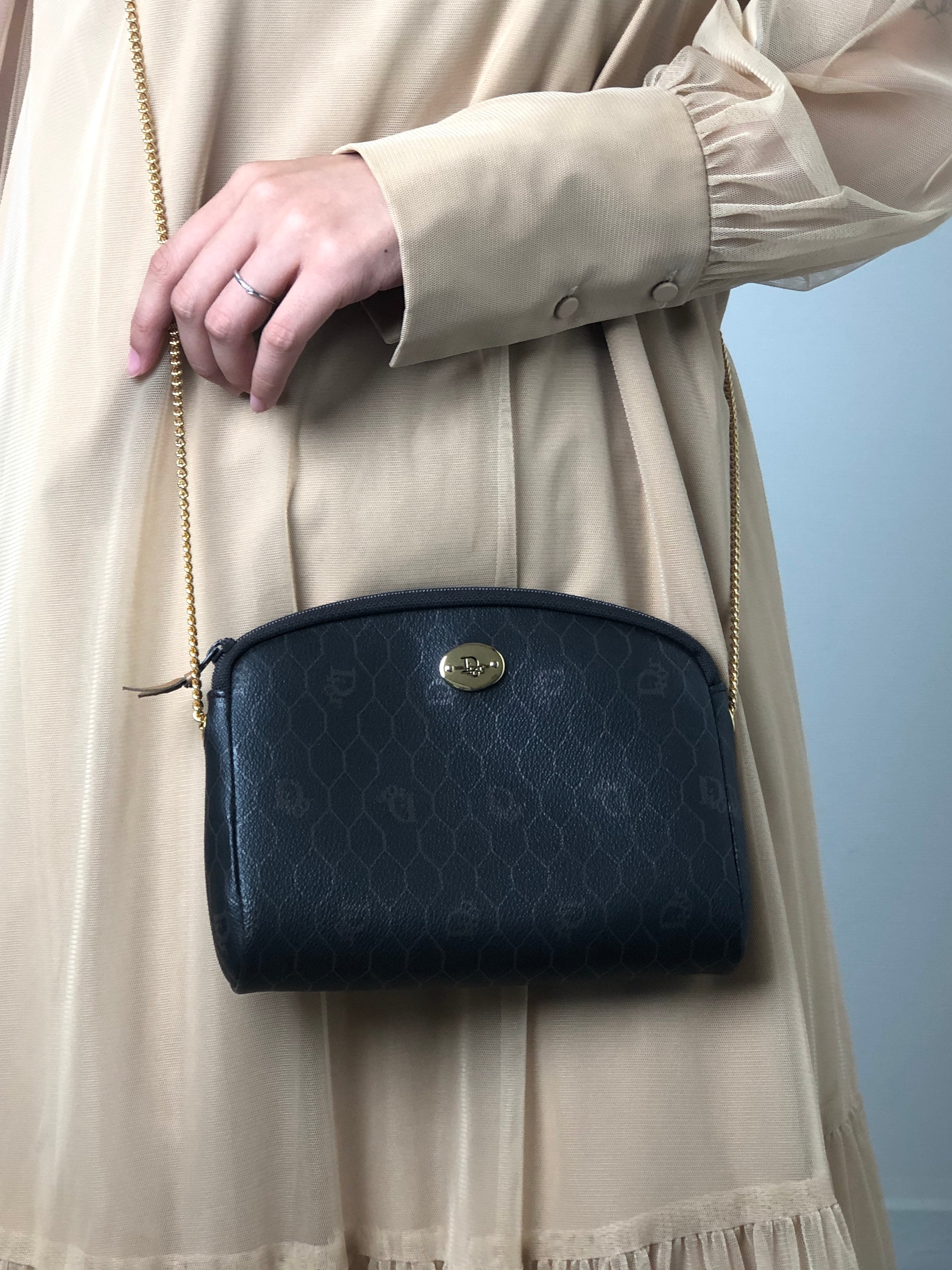 Christian Dior クリスチャン ディオール ハニカム柄 ショルダーバッグ ブラック DIORプレート PVC 3mnhcy
