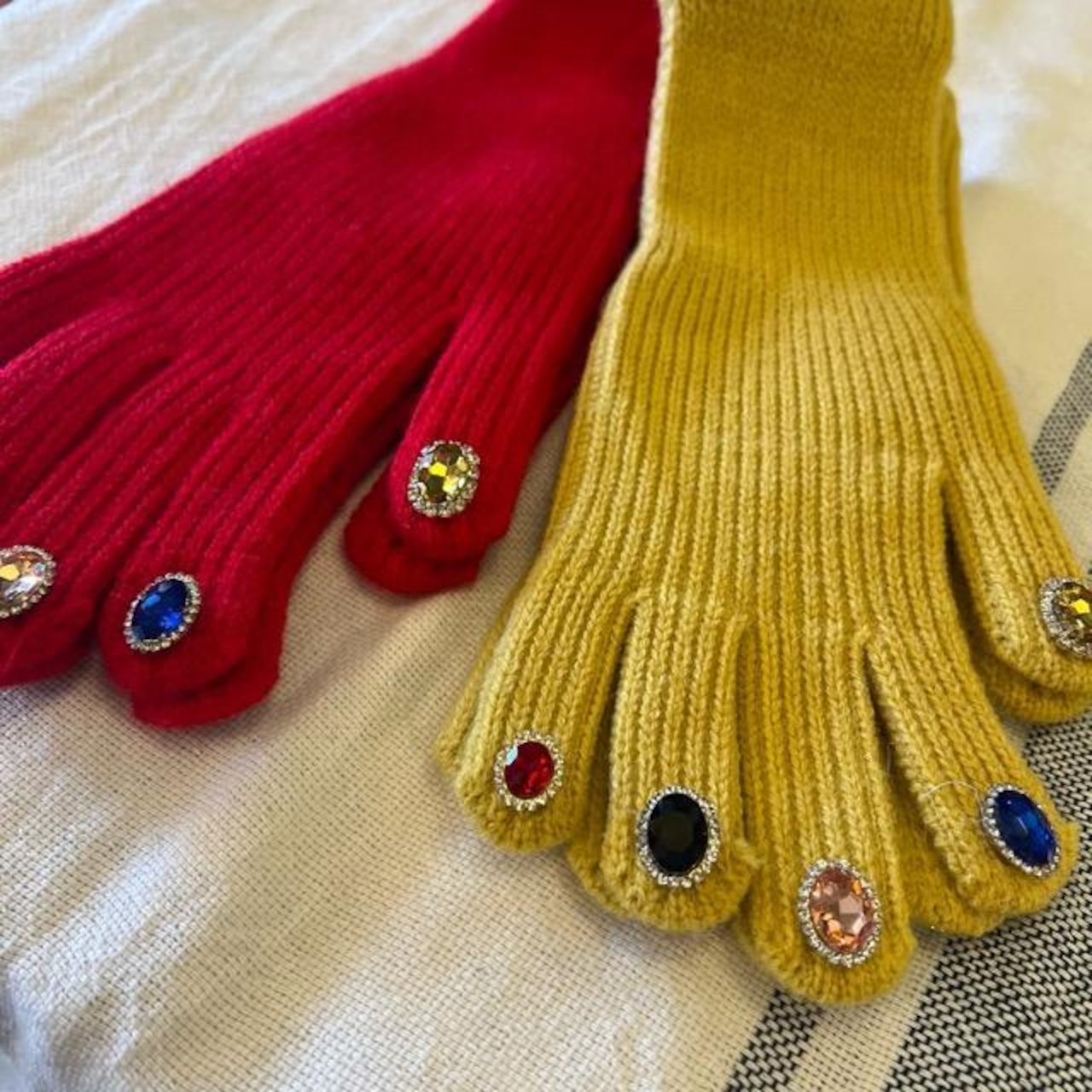 TOPANGA Accessory Jewel Nail Touchscreen Knit Glove (2 colors) Yellow and Red Gift