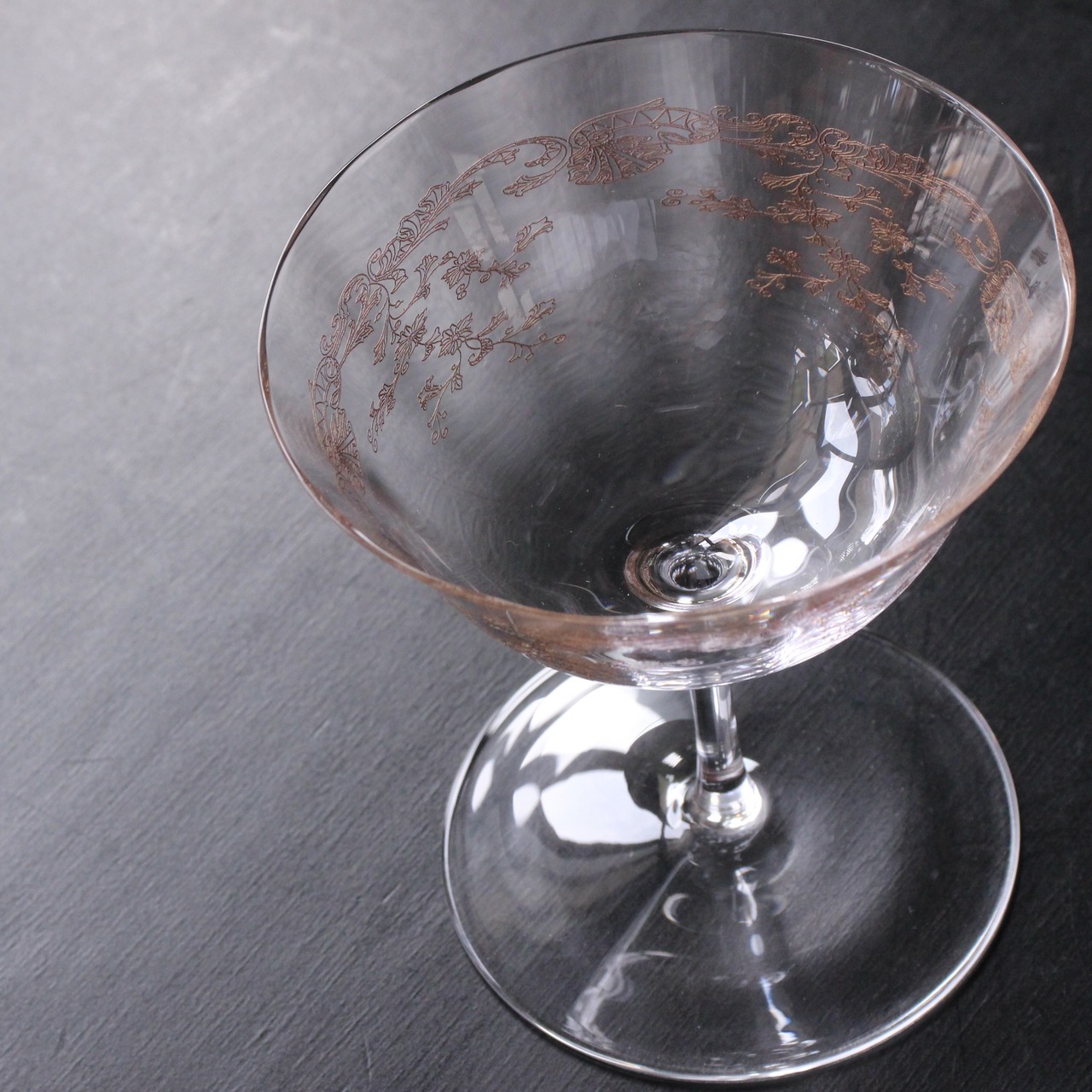 金彩草花エッチング　馬上杯（大）