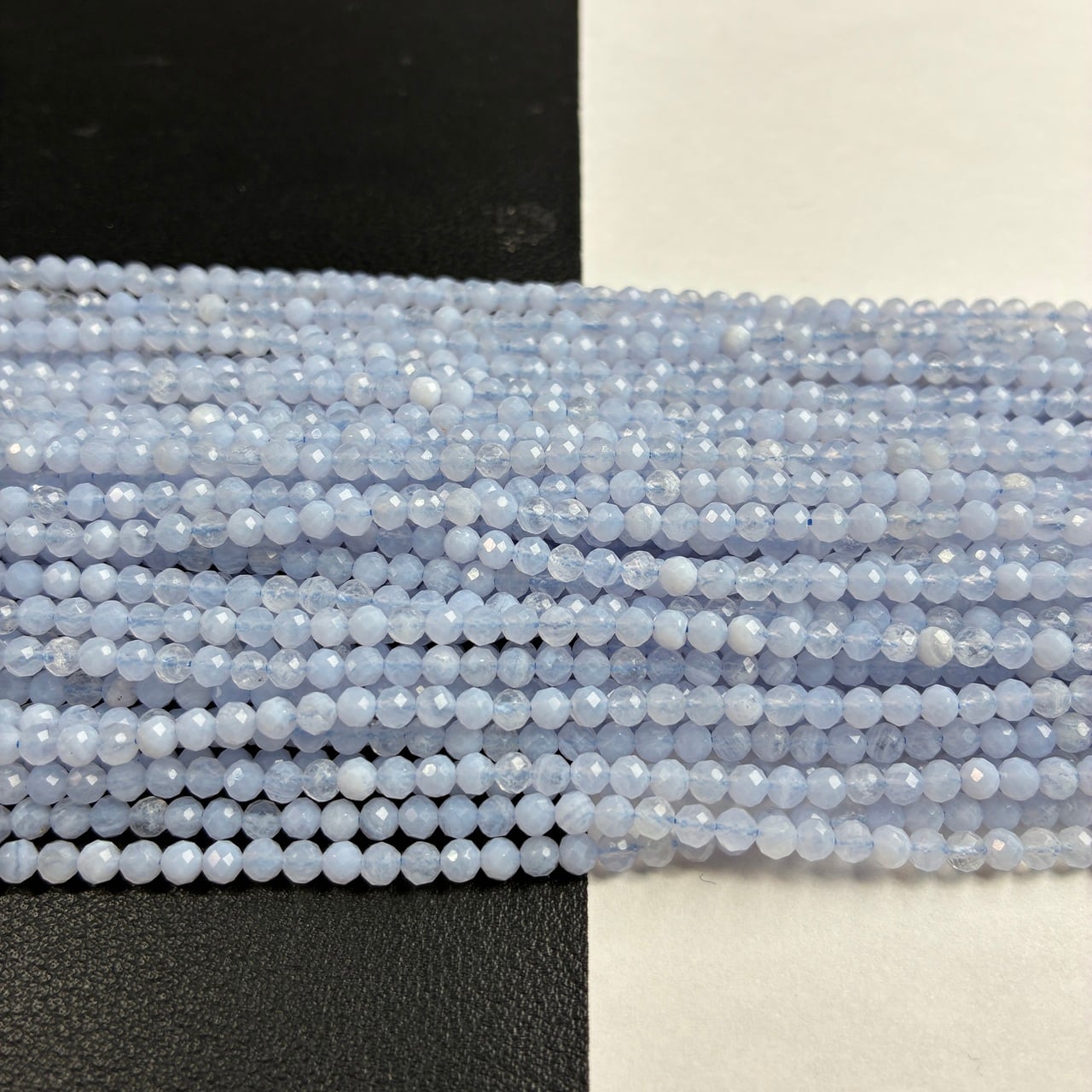 ブルーレースアゲート ラウンド 青 3.5㎜ | K0048