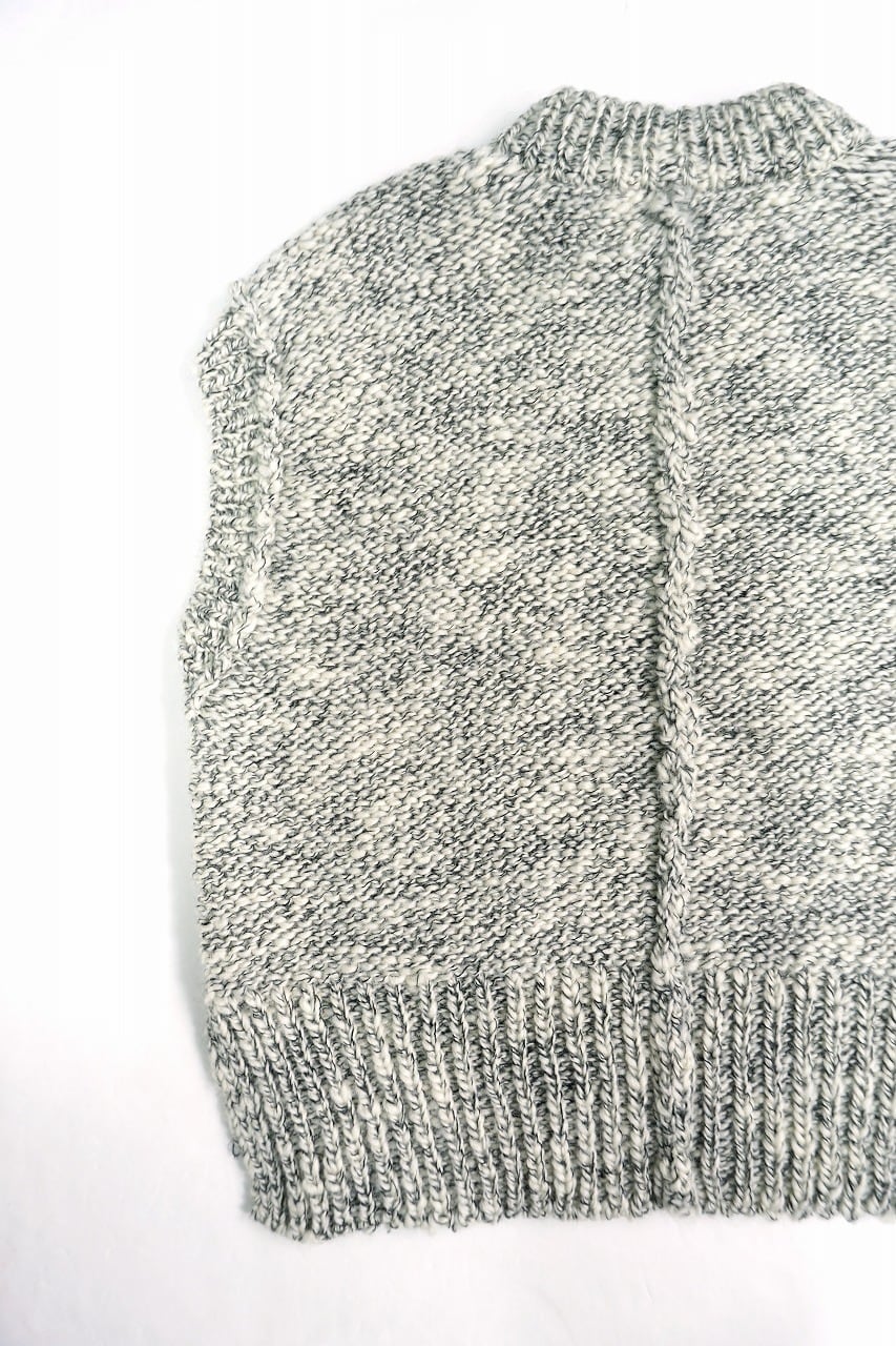 Hand Framed Chunky Mock Vest