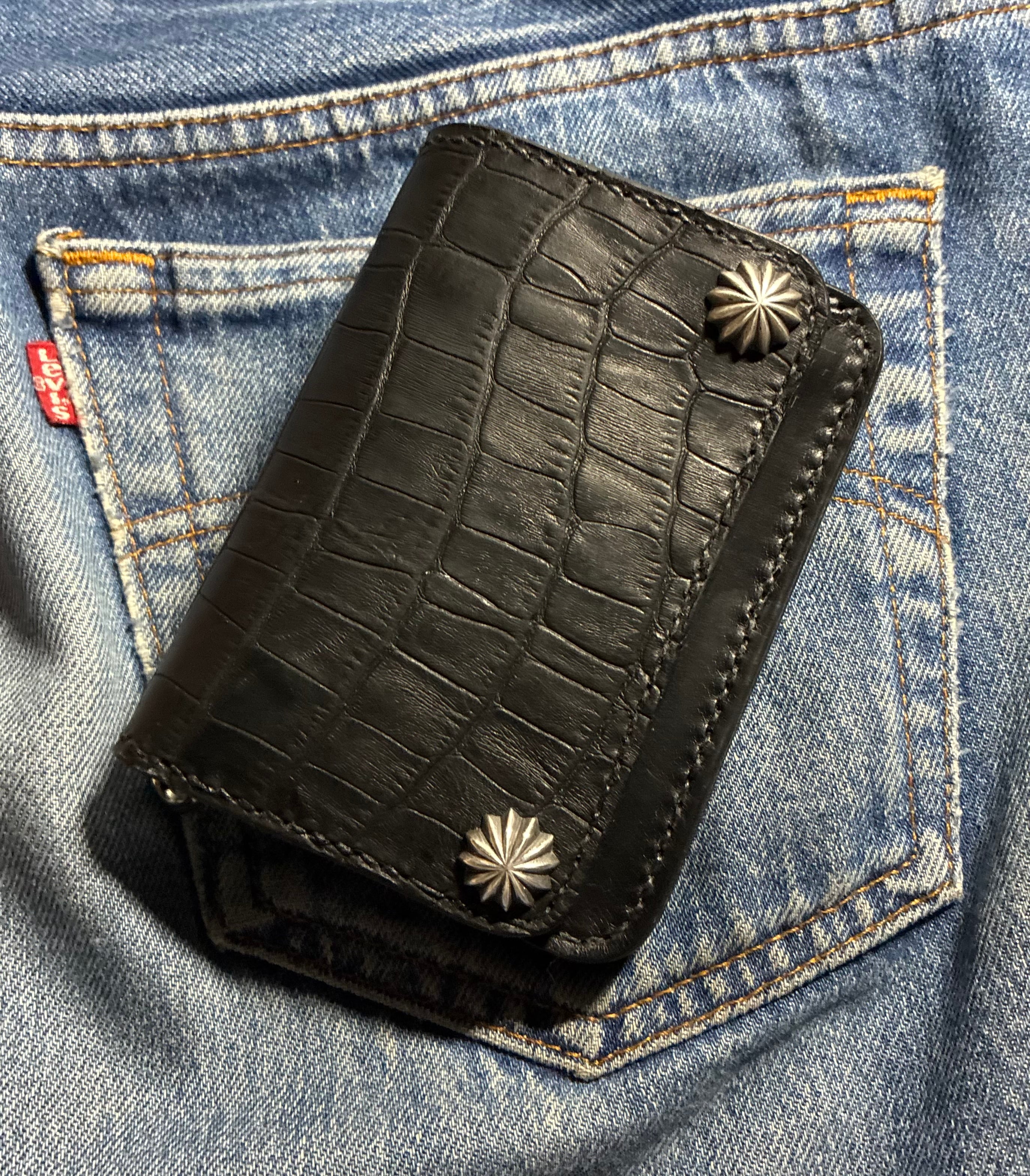 LEFT-HAND.LEATHER
