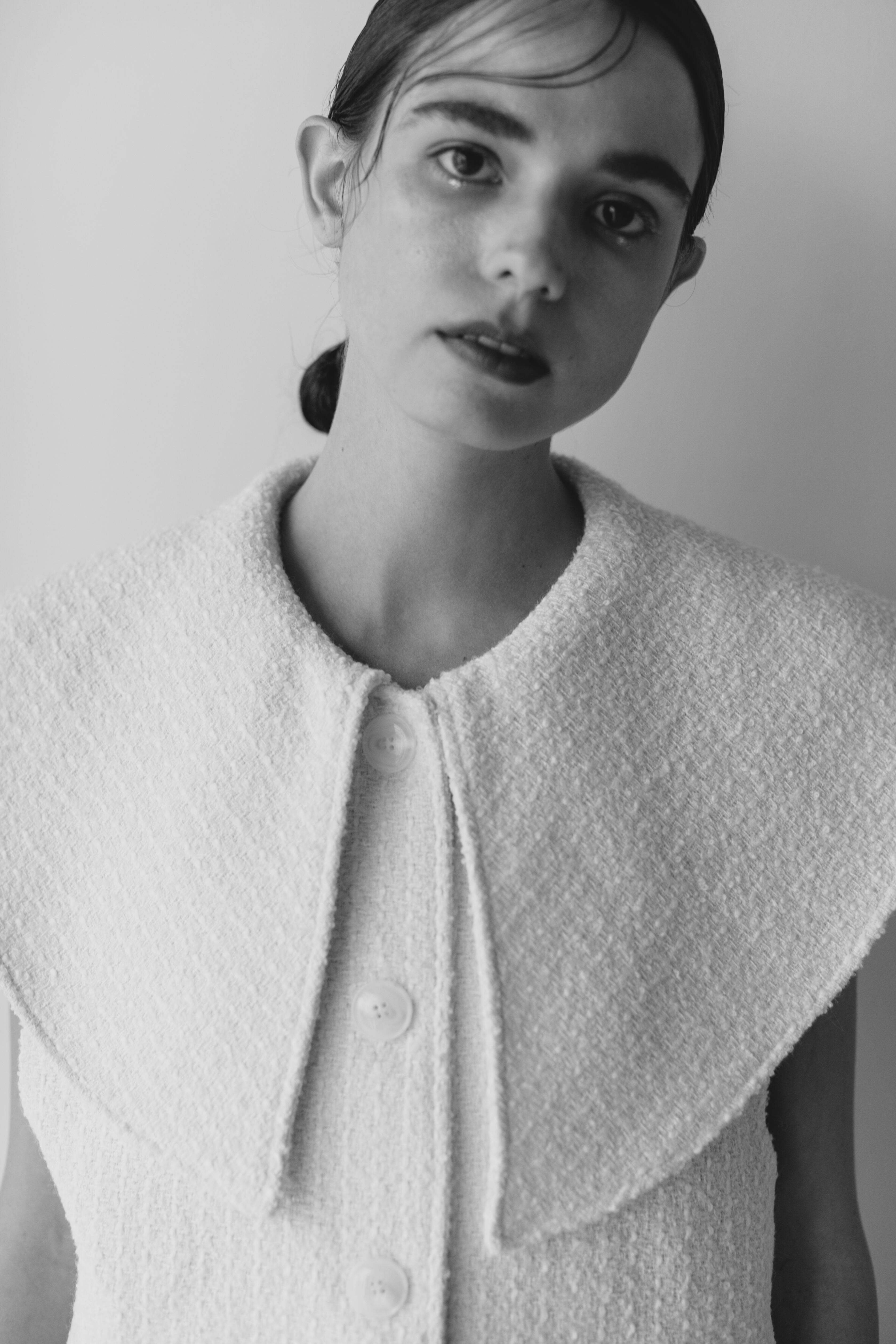 big collar gilet (ivory) | e L L a