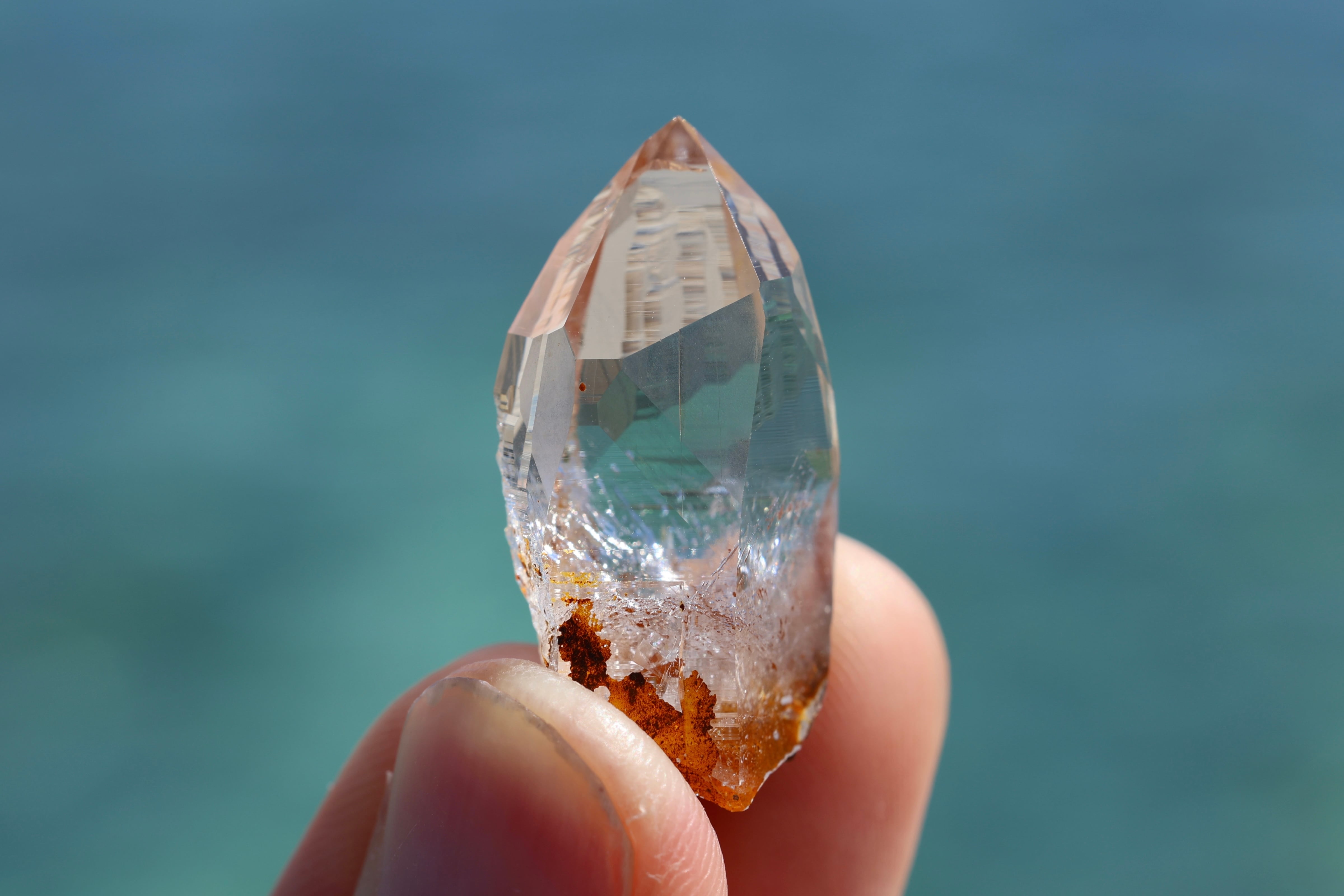 ヒマラヤ水晶 ガネーシュヒマール産 | 石垣島の夜光貝とヒマラヤ水晶