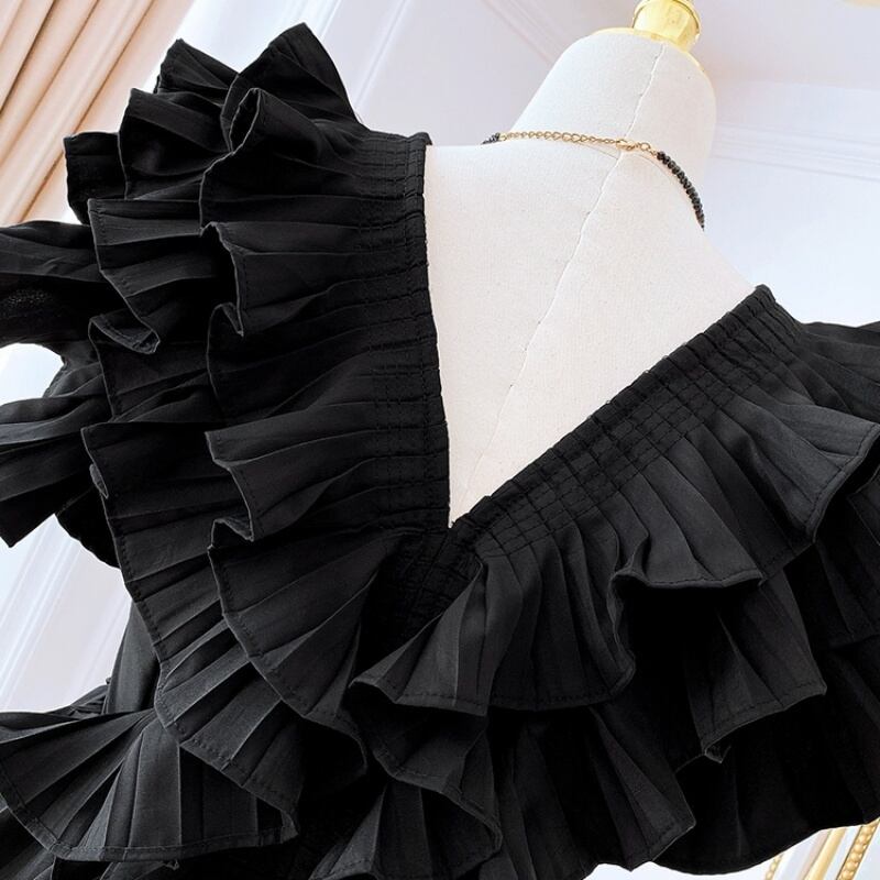 Volume frill design blouse M1947 | Mbeauté
