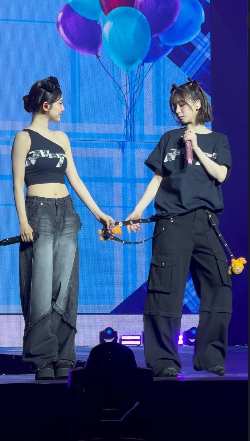 ☆aespa カリナ 着用！！【lalafox】STRAP POCKET PANTS BLACK | もごつ