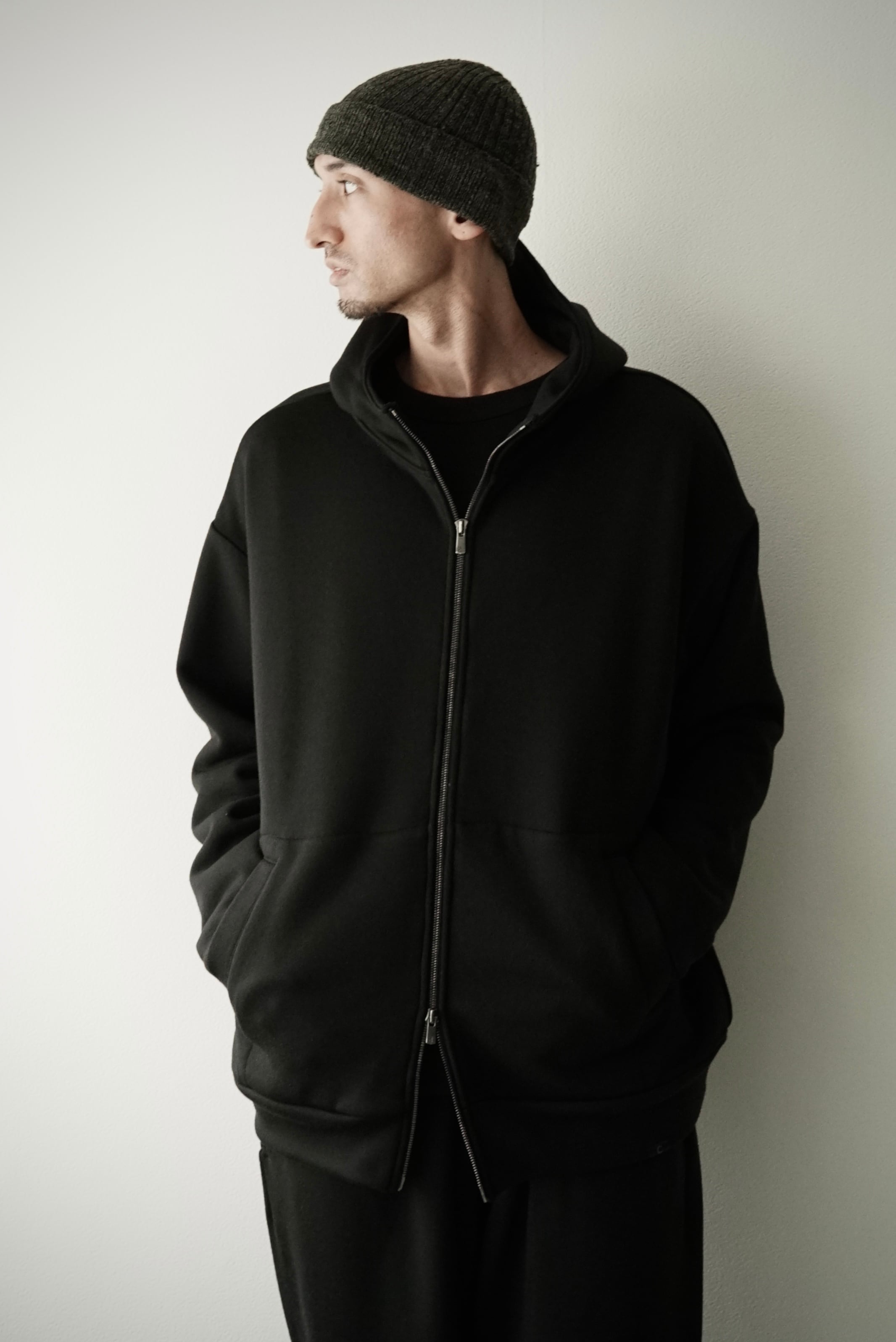 Premium Wool Fleece / Zip Hoodie (OFF BLACK) | C O L I N A