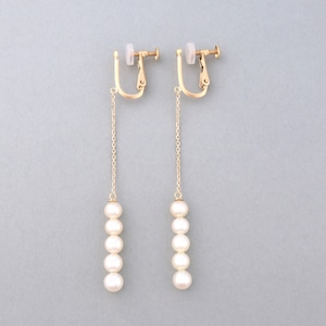 Row quins pearl long earring